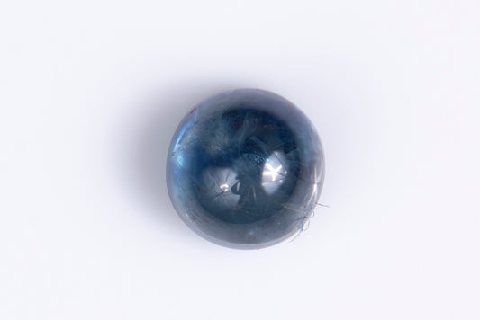 Blue sapphire 0.72ct 4.3mm heated cabochon