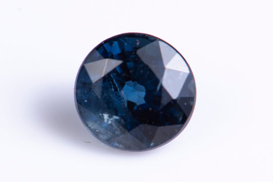 Blue sapphire 0.9ct 5.2mm round cut heated only