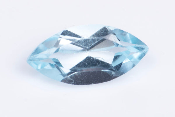 Естествен син топаз 0.62ct 8x4mm VS маркиз шлифовка №2