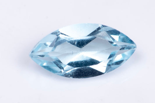 Blue topaz 0.68ct 8x4mm VS marquise cut