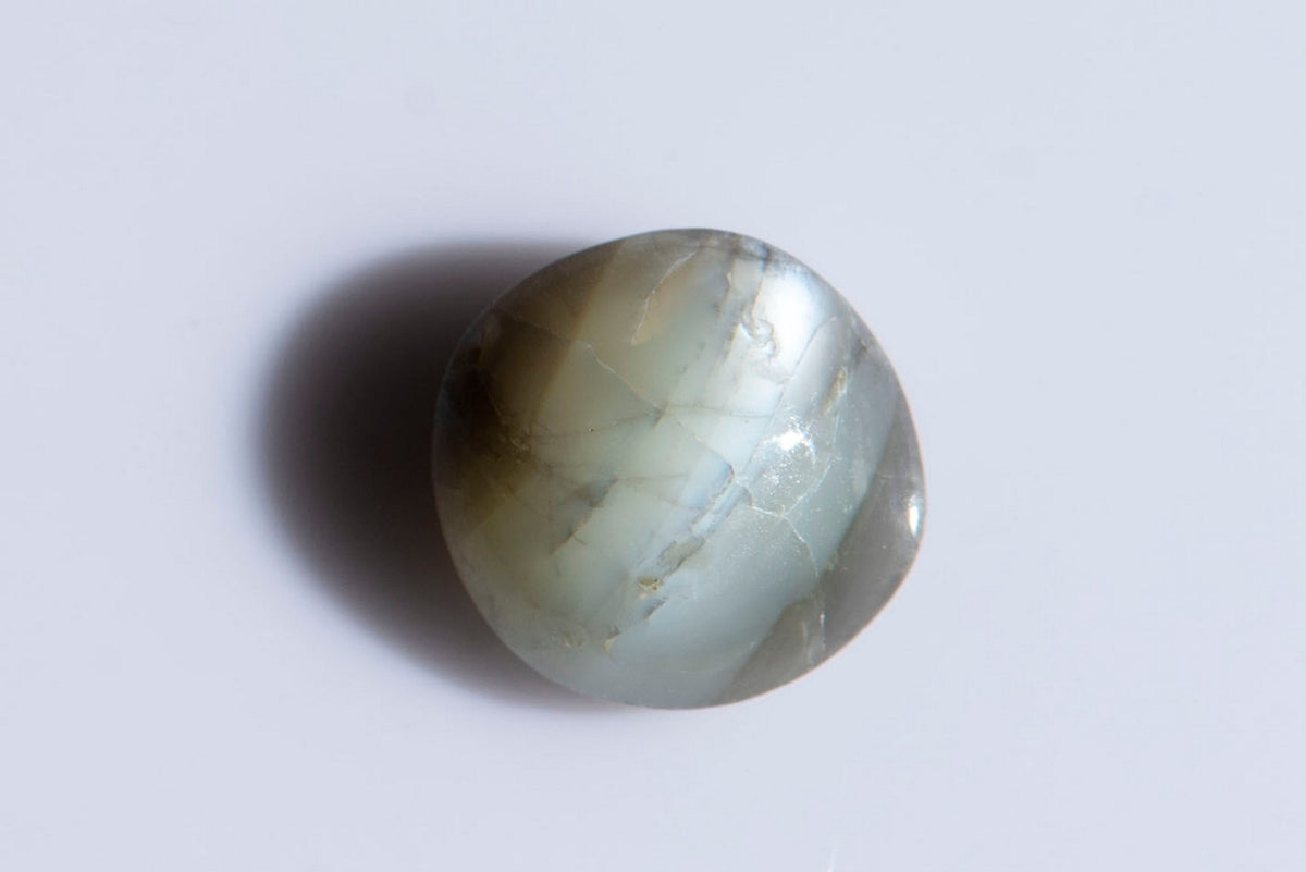 Natural Chrysoberyl Cat's Eye 0.98ct Oval Cabochon