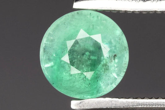 Естествен смарагд от Нигерия 0.91ct 5.8mm кръгла шлифовка