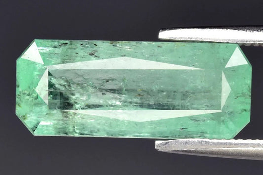 Natural Green Emerald from Nigeria 2.97ct 13.8x5.5mm Octagon Cut