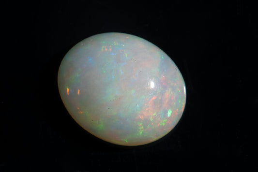 Етиопски опал овален кабошон 3.16ct