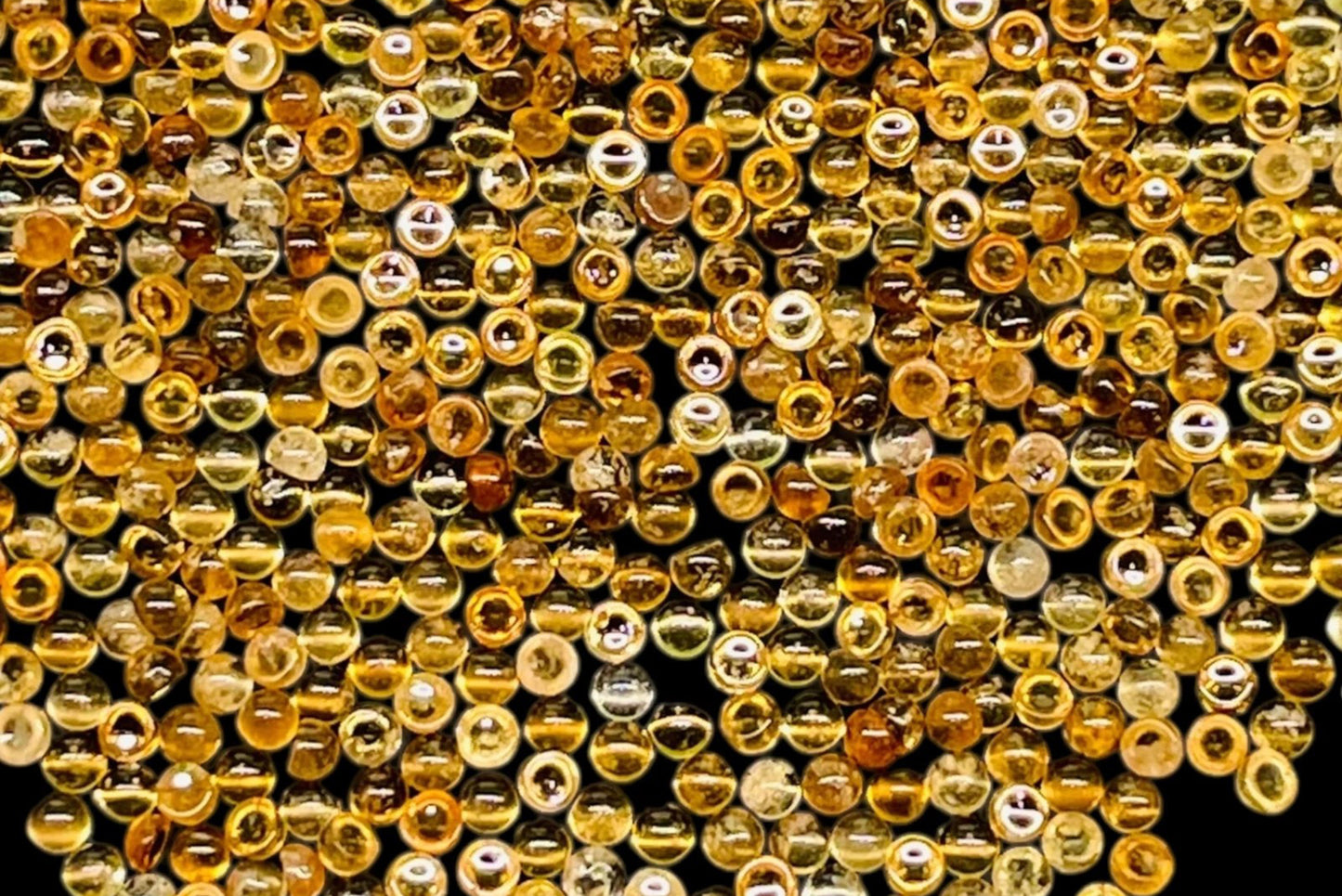 Hessonite garnet 1.6mm round cabochons - price for 100 pieces