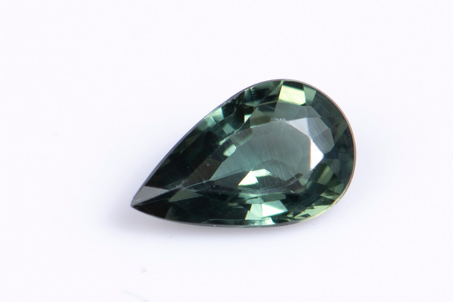 Green sapphire 0.36ct VVS heated teardrop cut