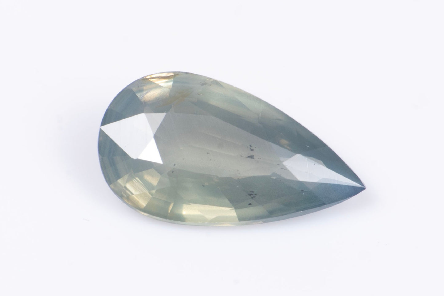 Green sapphire 0.78ct VS untreated teardrop cut