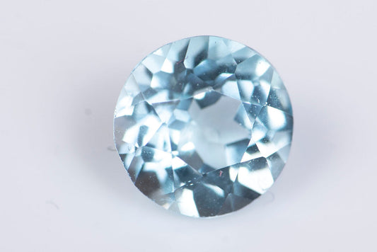 Light blue topaz 0.96ct 6mm round cut