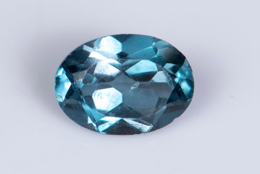 London blue topaz 7x5mm 0.93ct oval cut
