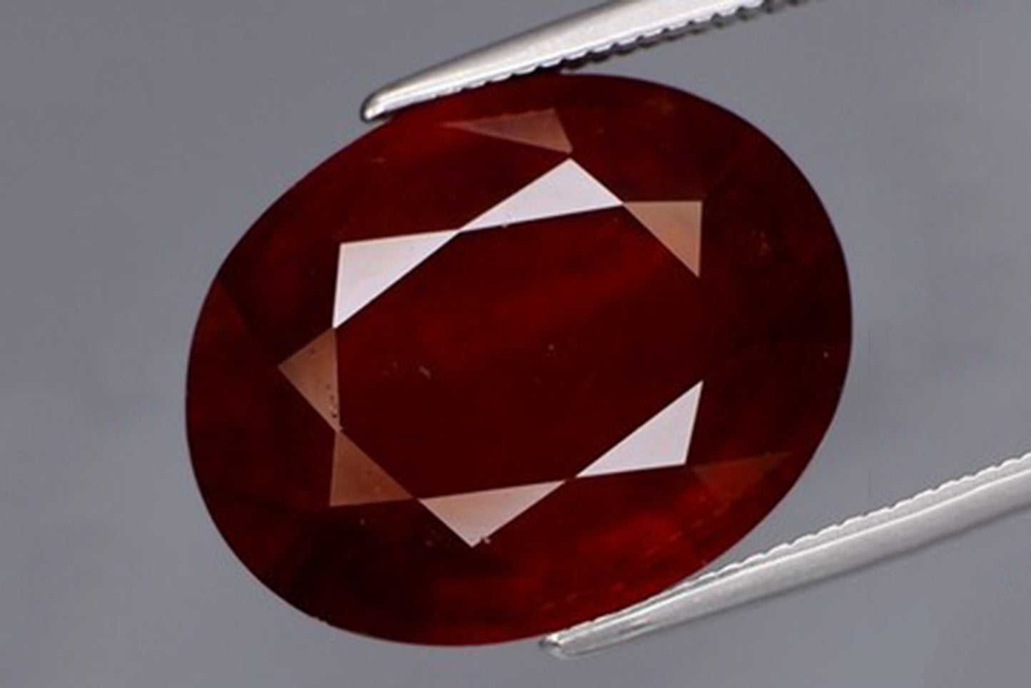 Natural orange spessartite garnet 11.98ct large oval cut loose gemstone