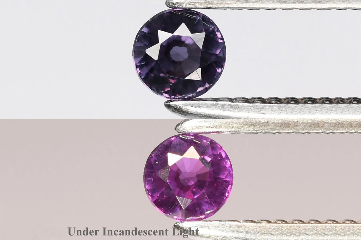 Natural Color Change Garnet 0.12ct 2.7mm VS Round Cut