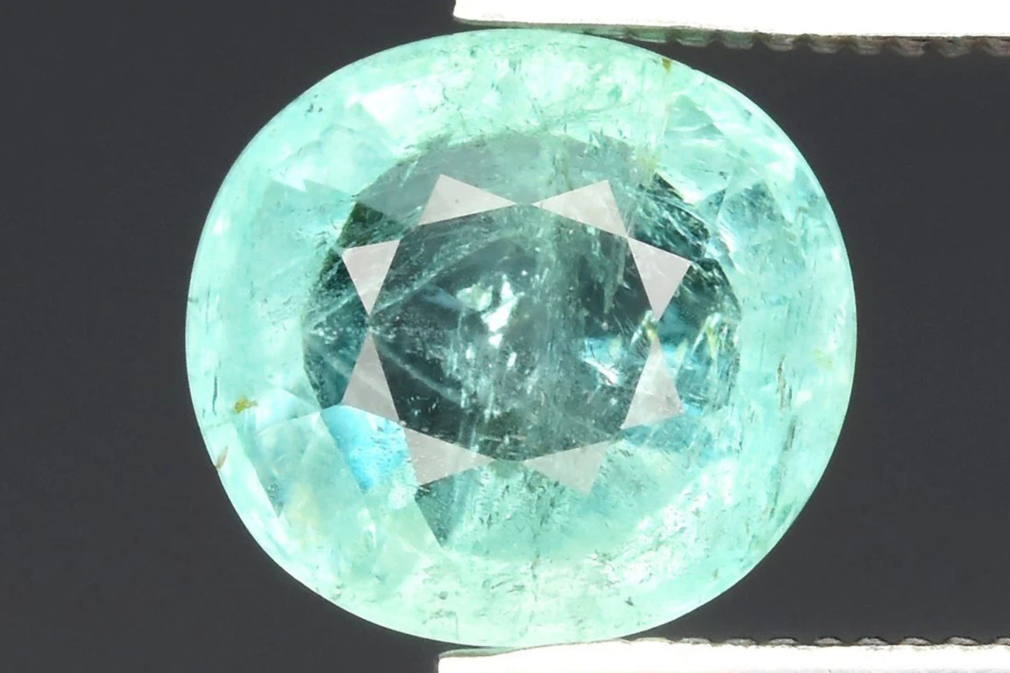 Natural emerald 1.51ct 7.7x7mm oval cut loose gemstone Nigeria origin