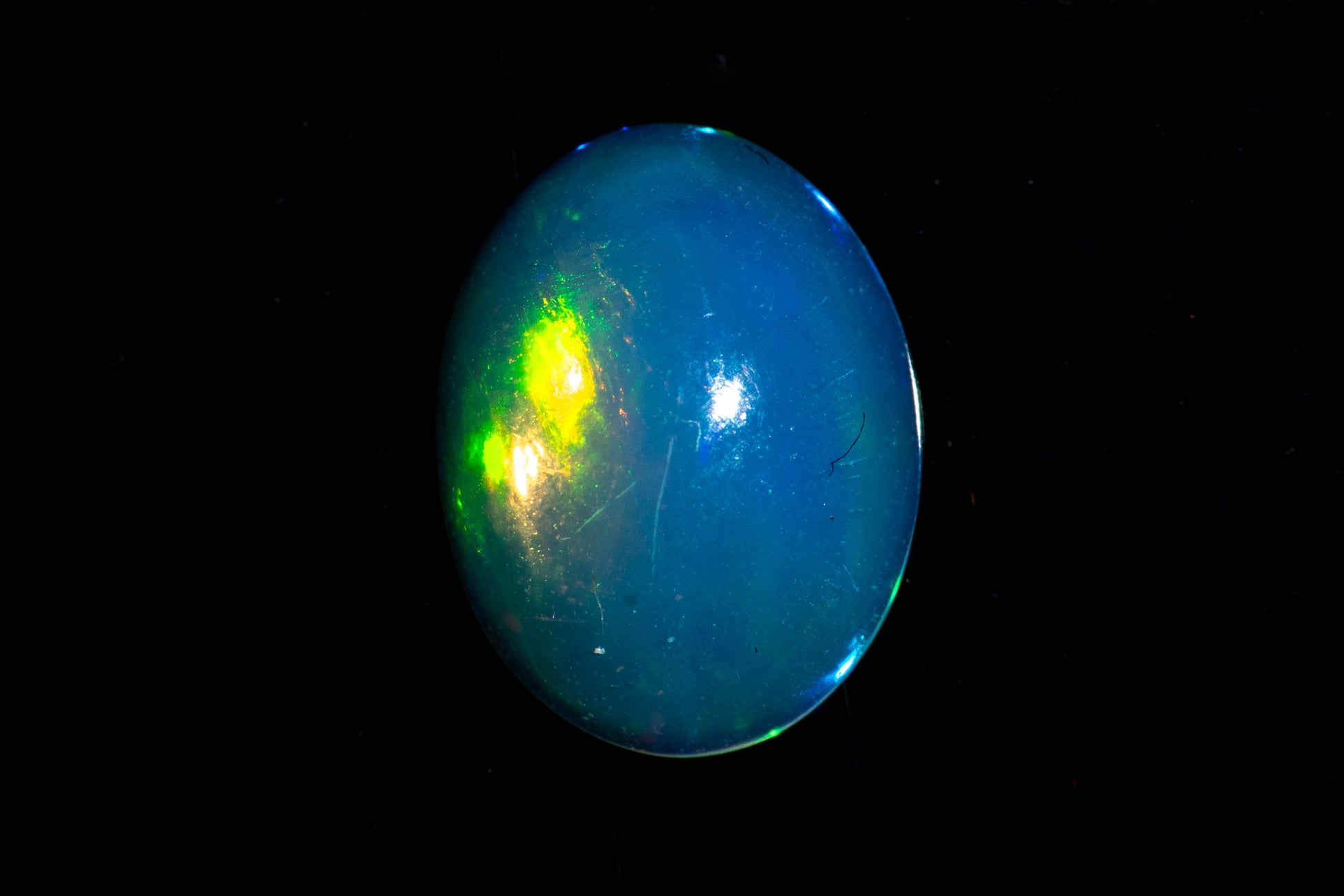 Natural Ethiopian opal 0.82ct 9x7mm oval cabochon loose gemstone