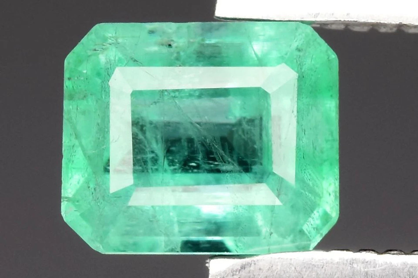 Natural green emerald 0.49ct 5.2x4.3mm octagon cut loose gemstone Nigeria origin