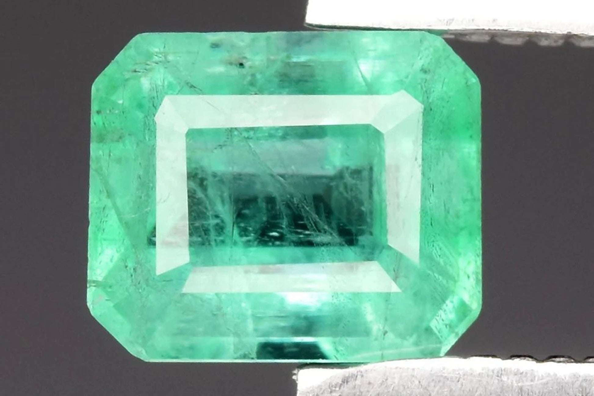 Natural green emerald 0.49ct 5.2x4.3mm octagon cut loose gemstone Nigeria origin