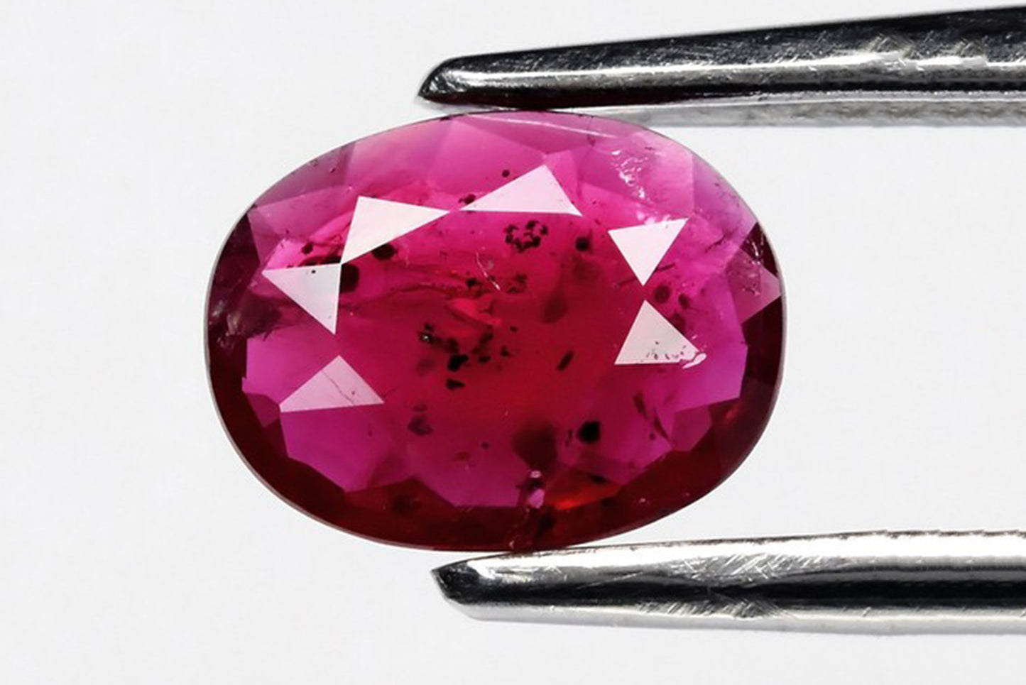 Natural purplish pink sapphire 0.43ct 6x4.7mm oval cut heated loose gemstone for jewelry