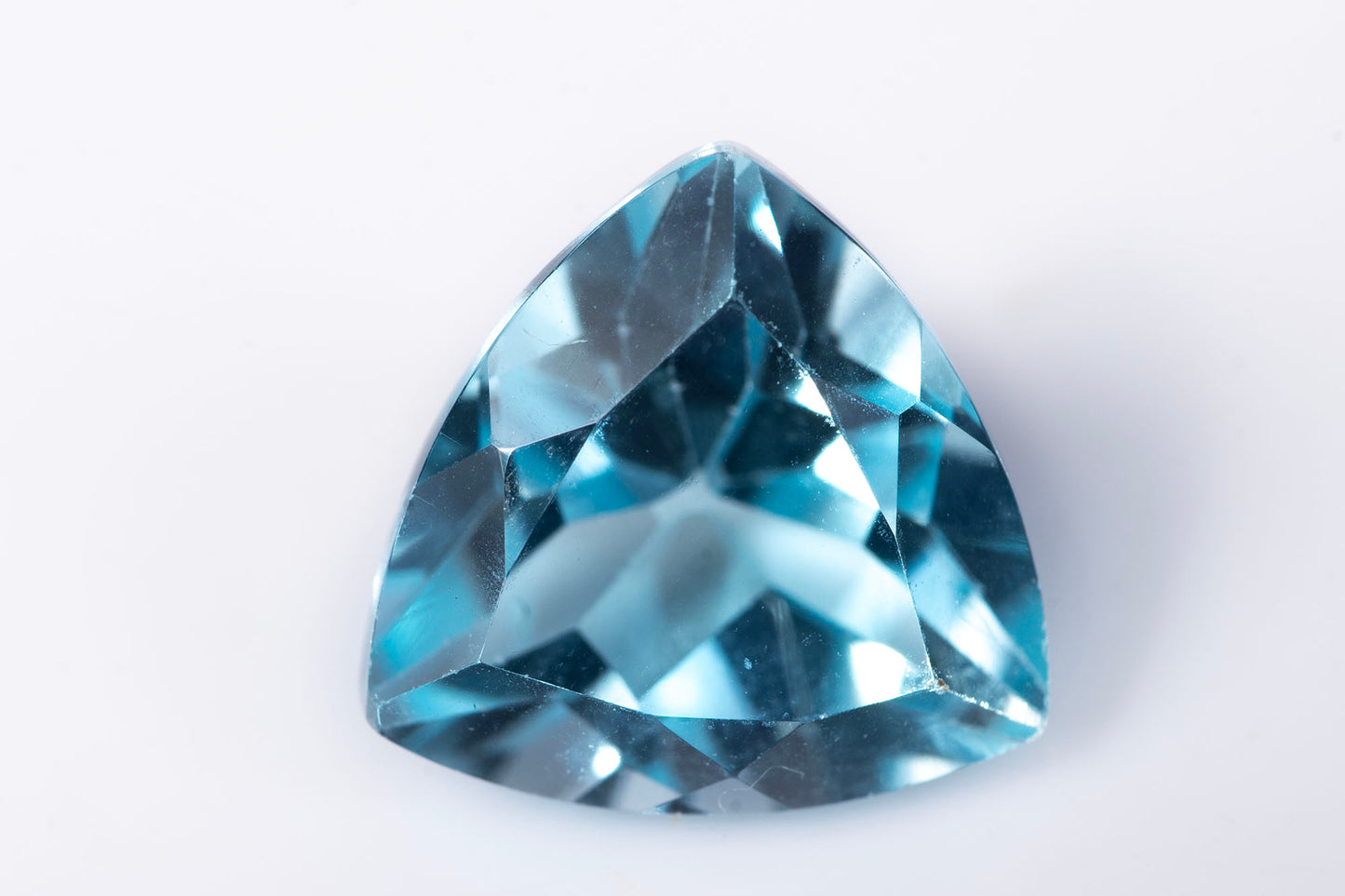 Natural sky blue topaz 3.13ct 9mm trillion cut loose gemstone for jewelry