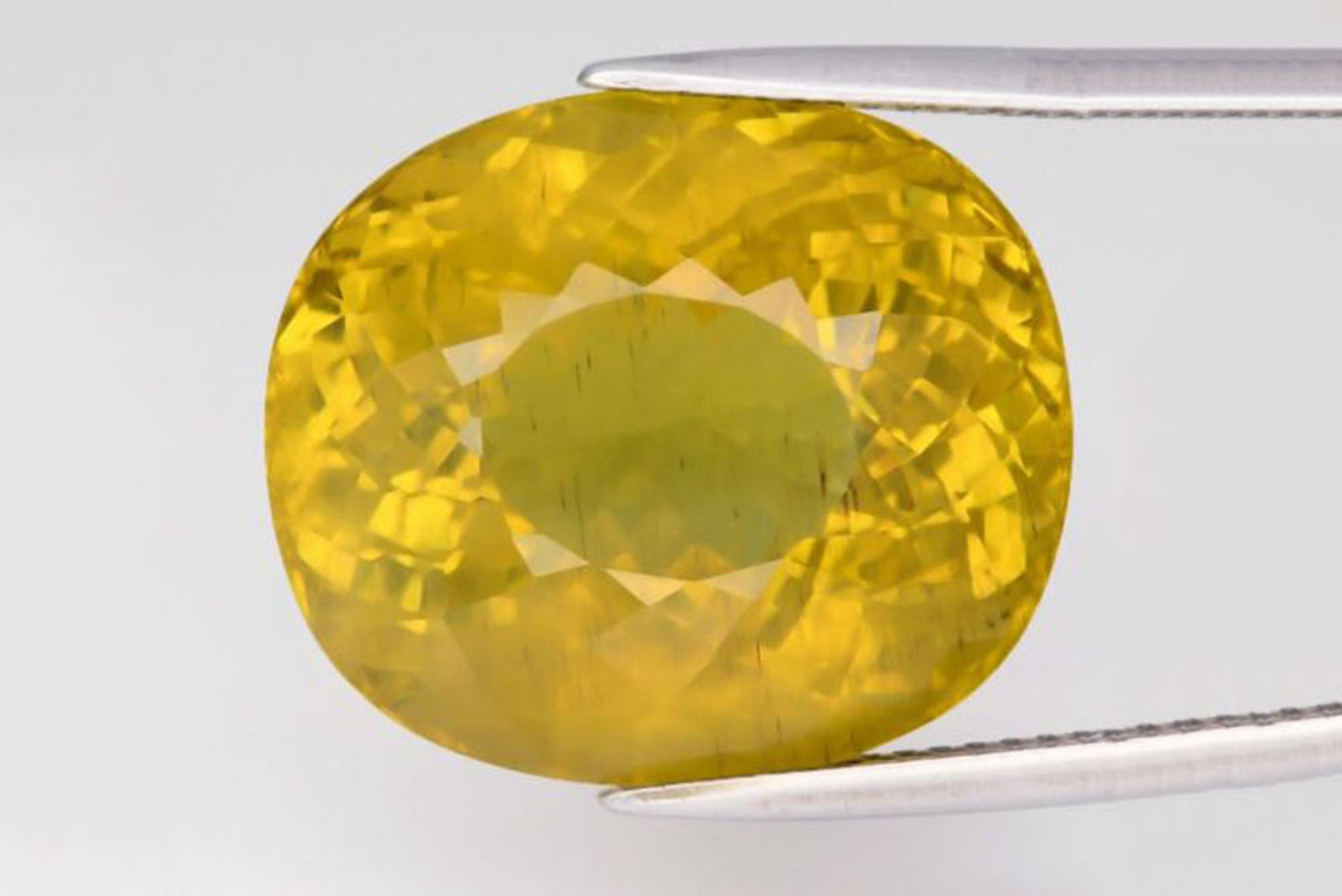Natural yellow apatite 28.56ct cushion cut loose gemstone for jewelry