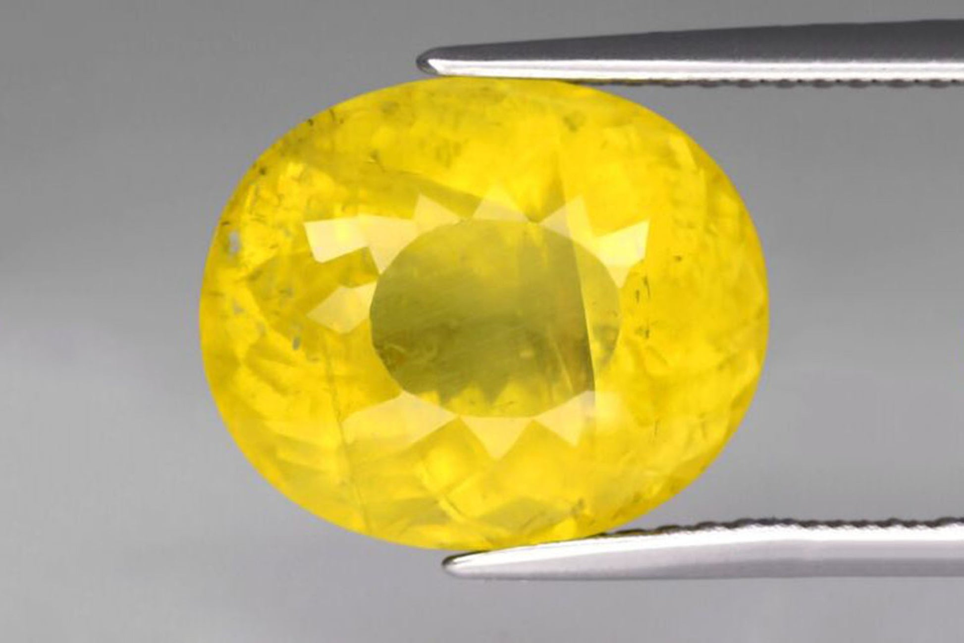 Natural yellow apatite 7.22ct 12.7x10.7mm oval cut loose gemstone for jewelry