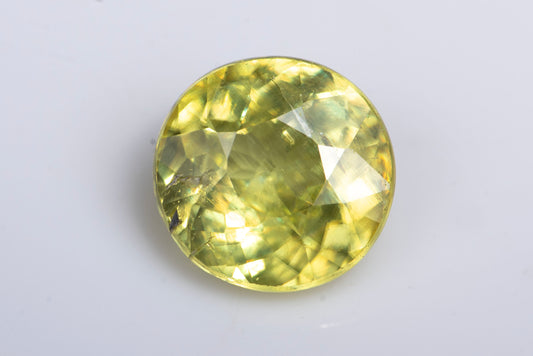 Sphene 0.85ct 6mm round cut