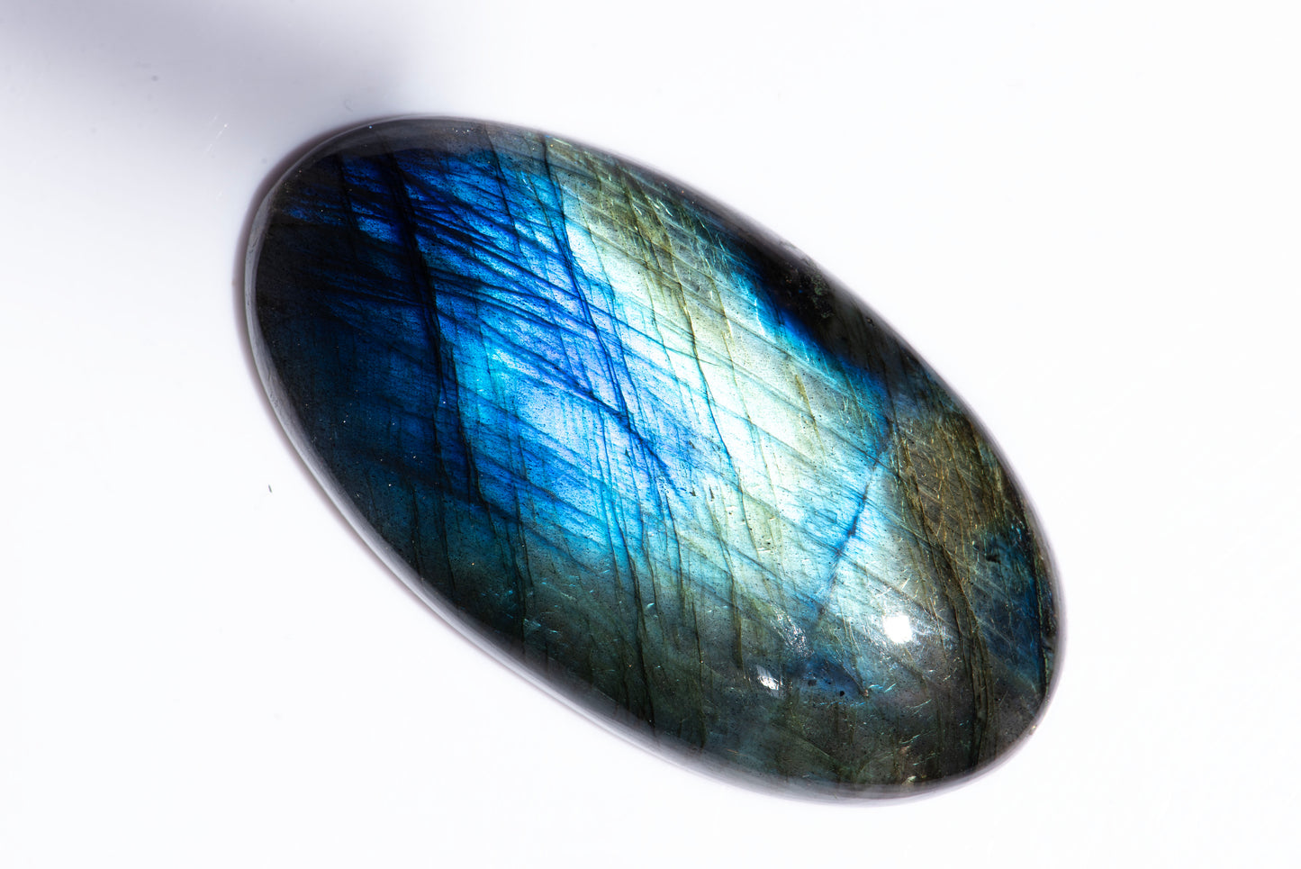 Labradorite 132ct oval cabochon