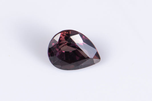 Purple sapphire 0.65ct VVS untreated teardrop cut