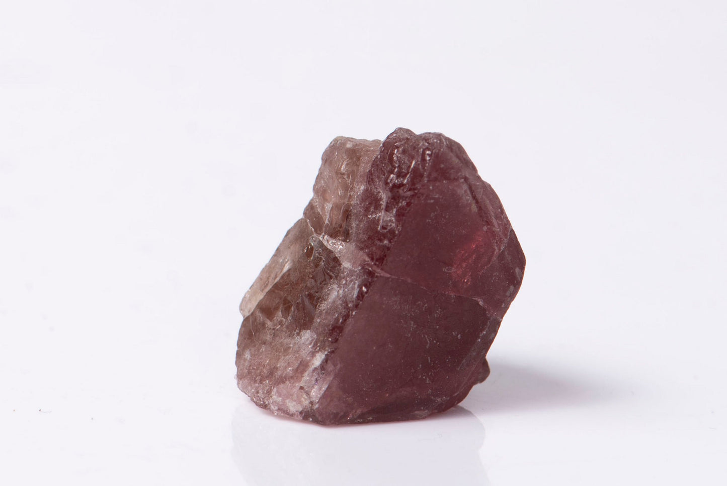 Red apatite from Pakistan fluorescent 8.8g