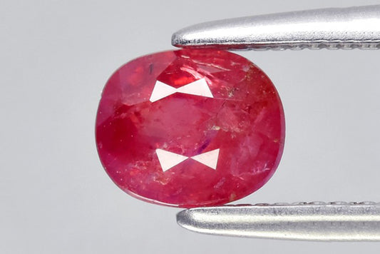 Natural Pinkish Red Ruby - Unheated 0.71ct 5.2x4.5mm Cushion cut