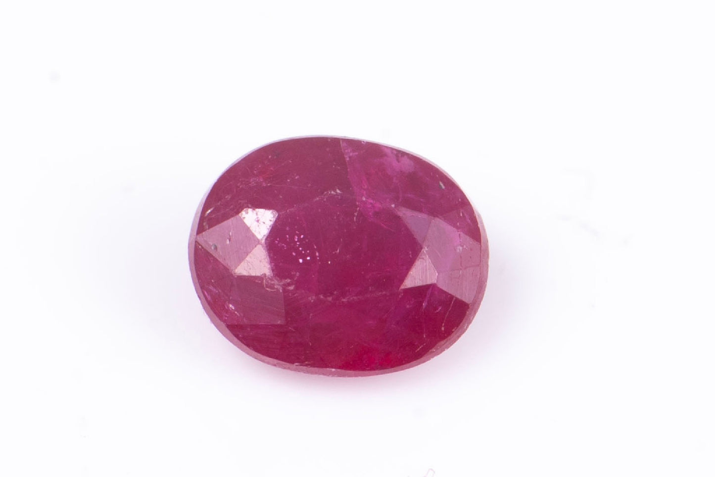 Ruby 0.27ct heated oval cut