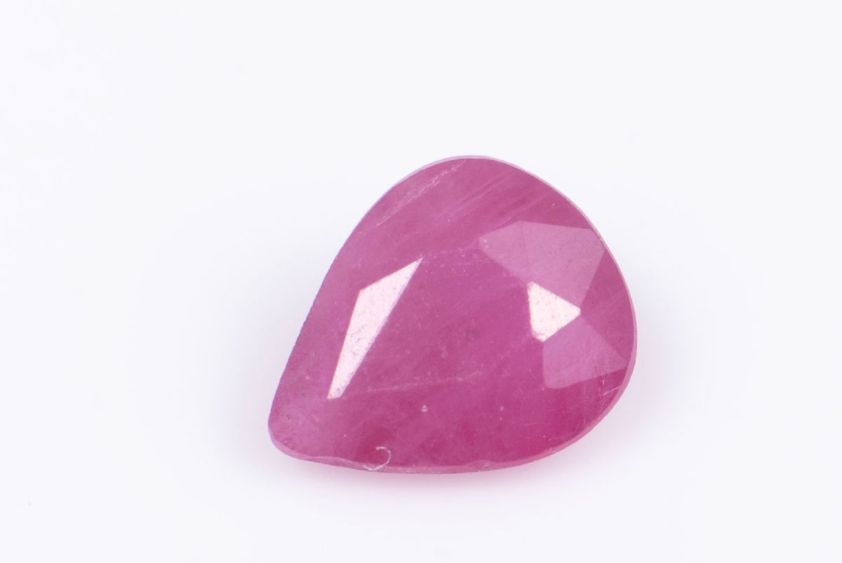 Естествен нагряван рубин 0.27ct капковидна шлифовка №3