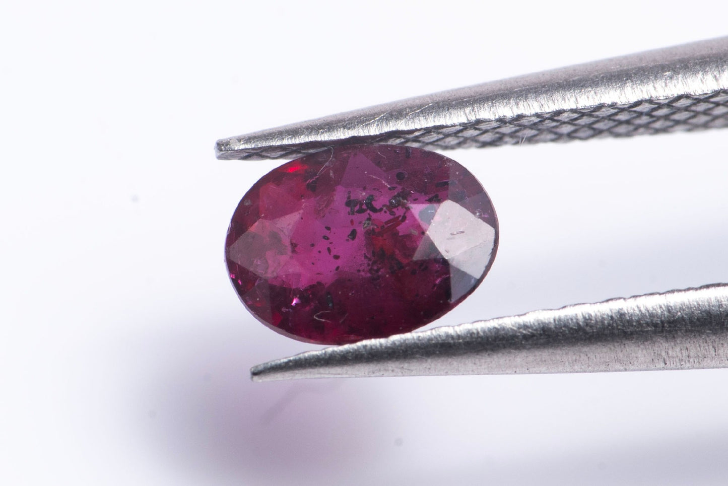 Ruby 0.33ct untreated oval cut