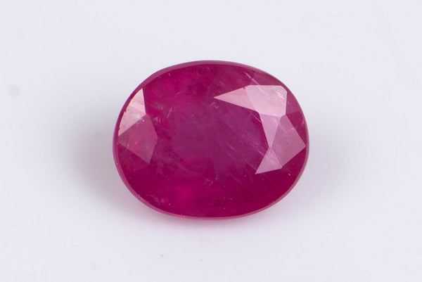 Естествен рубин 0.48ct, нагряван, овална шлифовка