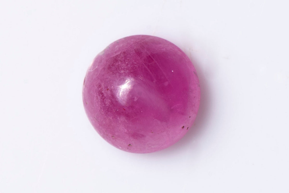 Естествен рубин 0.51ct 4.5mm, нагряван, кръгъл кабошон