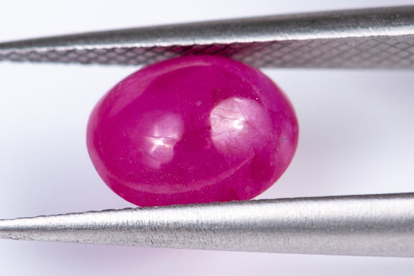 Естествен рубин 1.177ct, нагряван, овална шлифовка, Кения