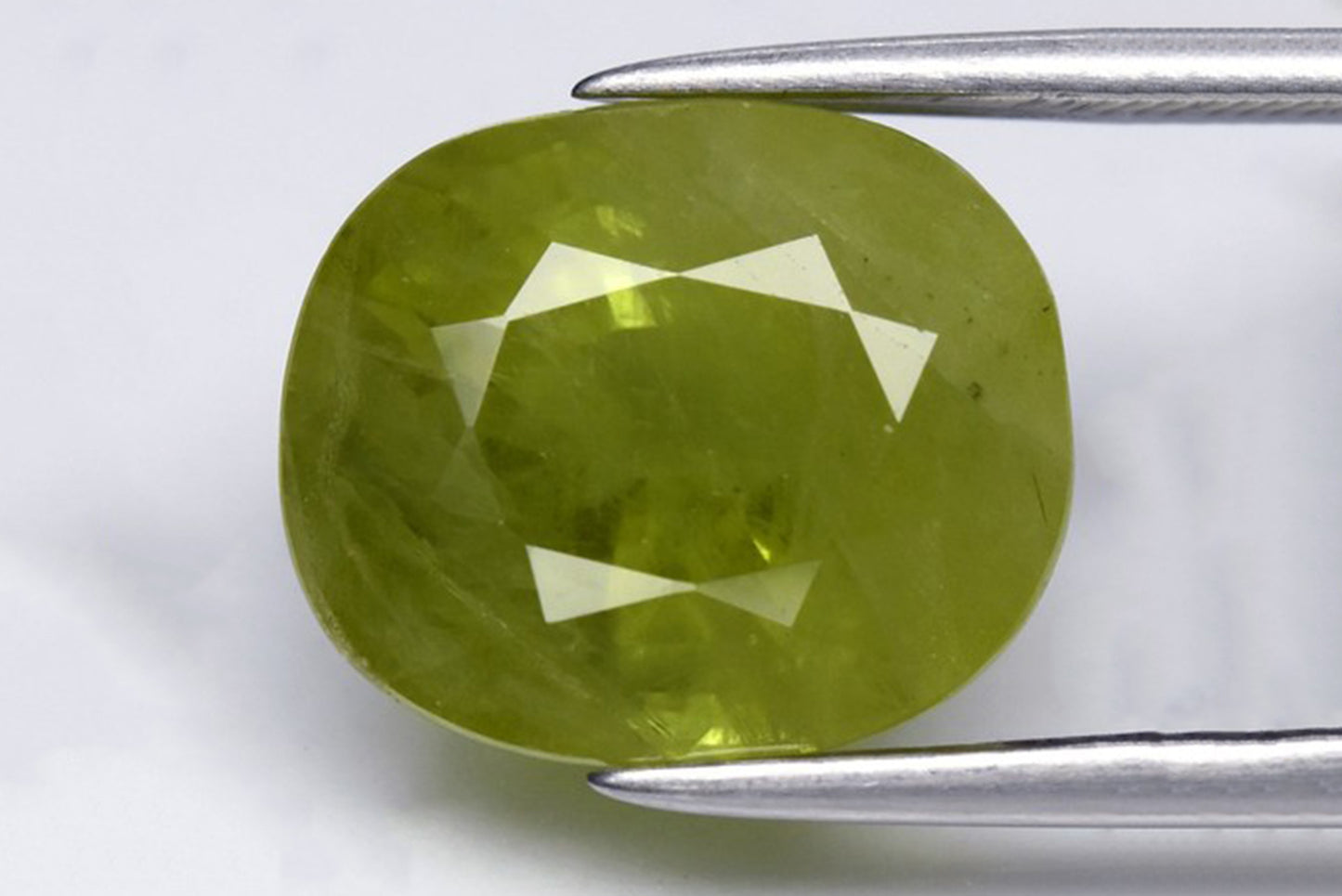 Green Sapphire 5.22ct Cushion Cut 10.3x8.7mm