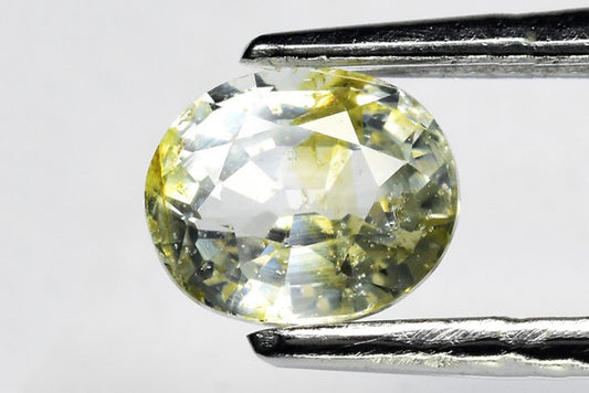 Light Green Sapphire - Unheated 0.69ct Oval Cut 5.3x4.5mm