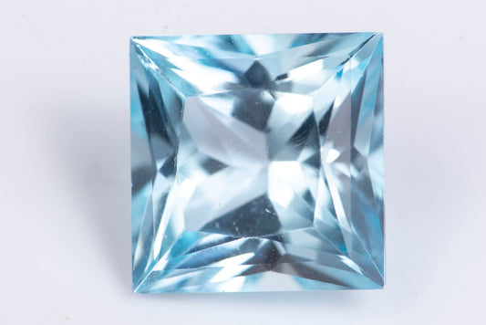 Sky blue topaz 7.05ct VVS princess cut