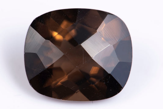 Опушен кварц 10.61ct, cushion шлифовка