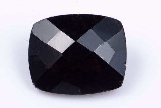 Опушен кварц 3.73ct, cushion шлифовка