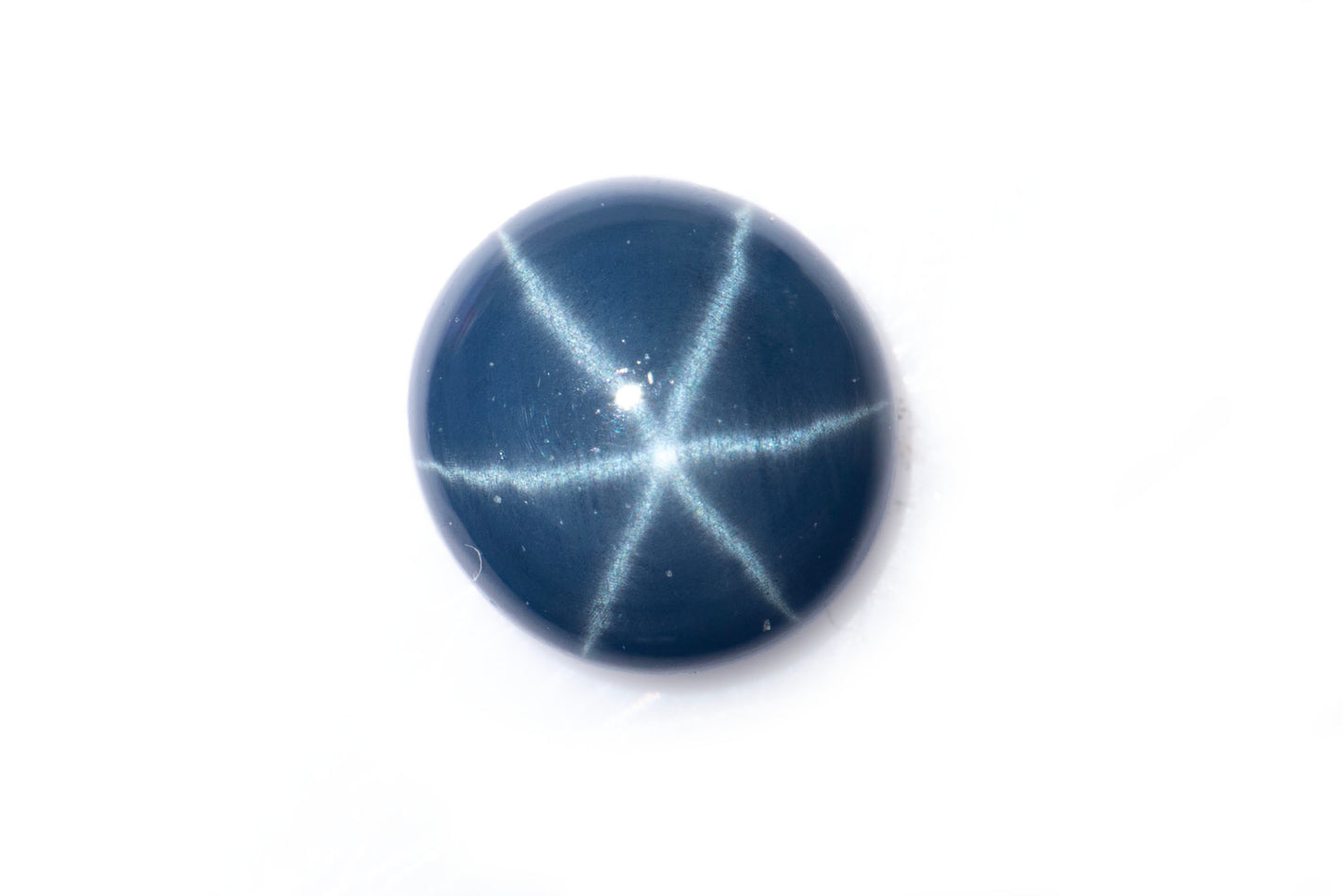 Blue star sapphire 0.45ct 6-ray star 4.7mm