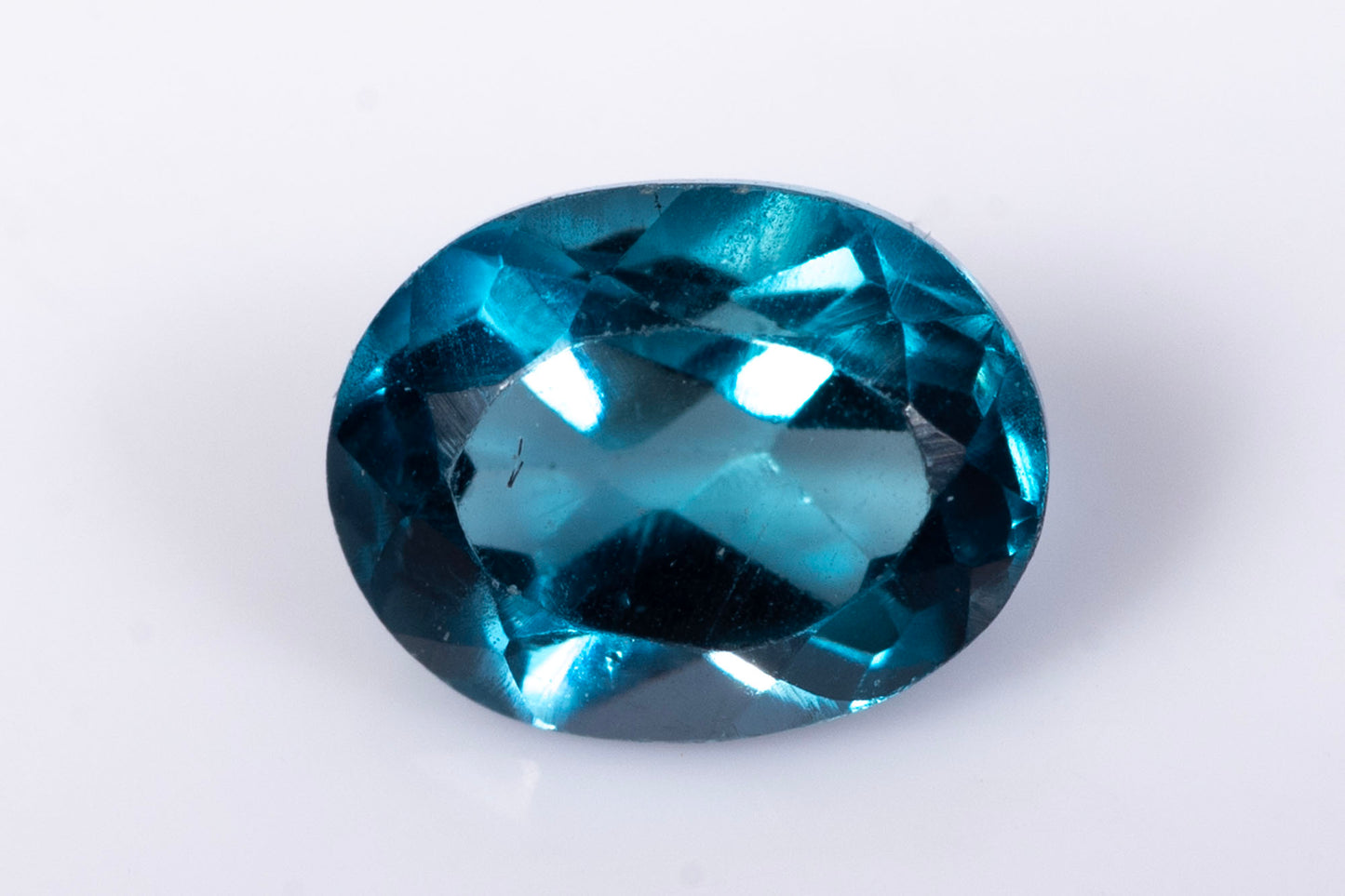 Топаз Лондонско синьо 0.44ct 5x4mm овална шлифовка