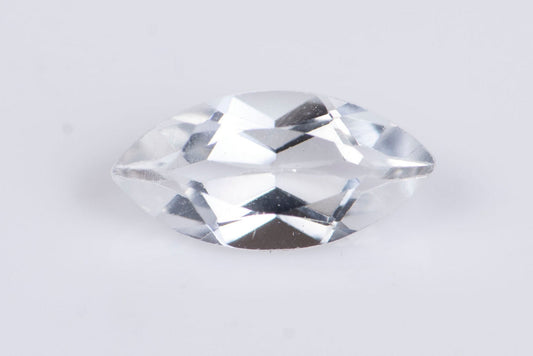 White topaz 0.65ct 8x4mm marquise cut
