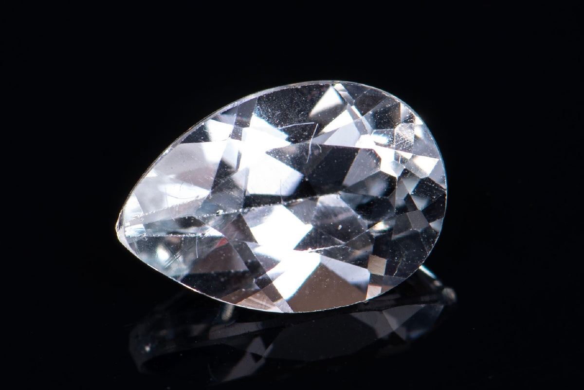Natural White Topaz 1.55ct VVS Teardrop Cut