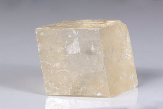 Yellow optical calcite Iceland spar 97g